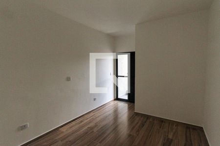 Quarto de casa à venda com 3 quartos, 92m² em Vila Carrão, São Paulo