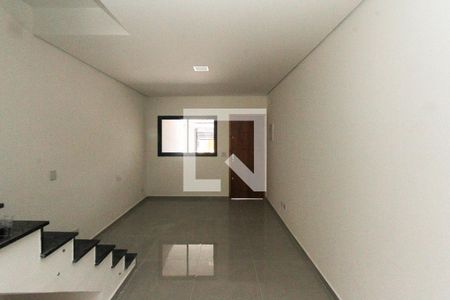 Sala de casa à venda com 3 quartos, 92m² em Vila Carrão, São Paulo