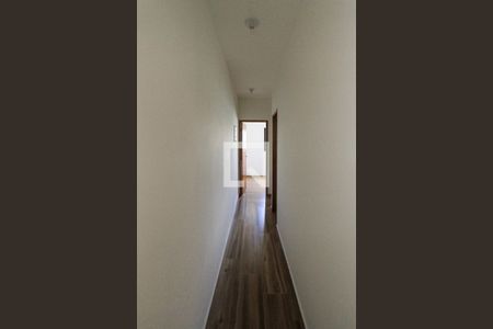 Corredor de casa à venda com 3 quartos, 92m² em Vila Carrão, São Paulo