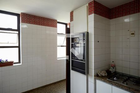 Cozinha de apartamento à venda com 4 quartos, 320m² em Serra, Belo Horizonte