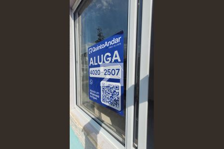 Placa instalada de apartamento para alugar com 1 quarto, 50m² em Vila Valqueire, Rio de Janeiro