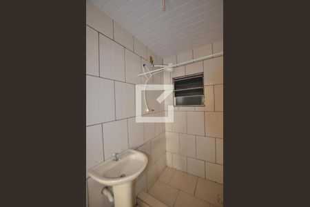 Banheiro de apartamento para alugar com 1 quarto, 50m² em Vila Valqueire, Rio de Janeiro