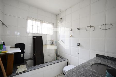 Banheiro Suíte 2 de casa à venda com 3 quartos, 102m² em Vila Dom Pedro I, São Paulo
