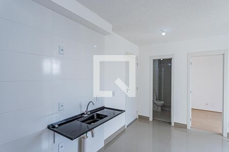 Sala, cozinha e área de serviço de apartamento para alugar com 2 quartos, 36m² em Vila Pirituba, São Paulo