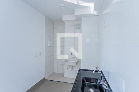 Sala, cozinha e área de serviço de apartamento para alugar com 2 quartos, 36m² em Vila Pirituba, São Paulo