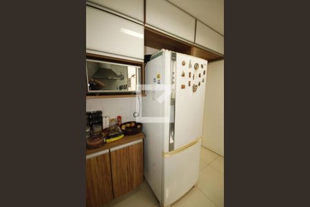 Cozinha de apartamento à venda com 4 quartos, 106m² em Buritis, Belo Horizonte