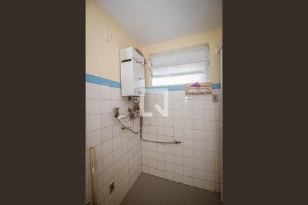 Banheiro 3 de apartamento à venda com 4 quartos, 160m² em Medianeira, Porto Alegre