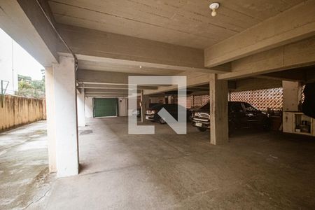 Garagem de apartamento à venda com 4 quartos, 160m² em Medianeira, Porto Alegre