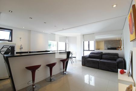 Sala/Cozinha de apartamento para alugar com 1 quarto, 70m² em Vila Nova Conceição, São Paulo