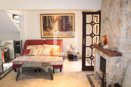 Sala de casa de condomínio para alugar com 4 quartos, 750m² em Jardim Sao Paulo Ii, Cotia