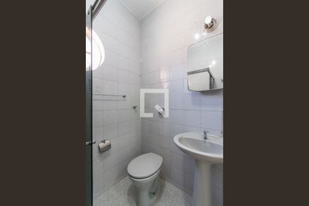 Banheiro de apartamento para alugar com 1 quarto, 60m² em Vista Alegre, Rio de Janeiro