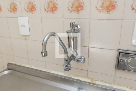 Cozinha - Torneira de apartamento para alugar com 1 quarto, 60m² em Vista Alegre, Rio de Janeiro