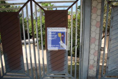 Fachada de casa para alugar com 1 quarto, 70m² em Santa Luzia, Ribeirão Pires
