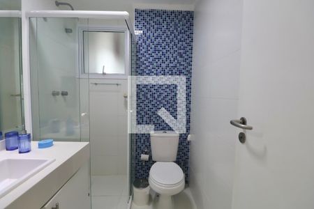 Banheiro Social de apartamento para alugar com 3 quartos, 106m² em Jardim Belmar, Guarujá
