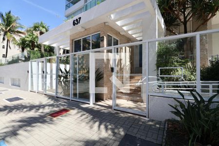 Fachada de apartamento para alugar com 3 quartos, 106m² em Jardim Belmar, Guarujá