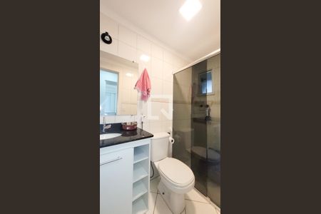 Banheiro social de apartamento à venda com 2 quartos, 66m² em Vila Industrial (campinas), Campinas