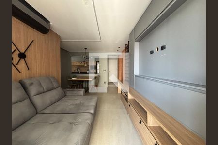 Sala de apartamento para alugar com 2 quartos, 70m² em Indianópolis, São Paulo