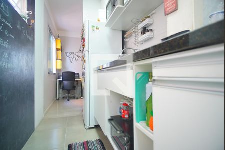 Cozinha de apartamento à venda com 1 quarto, 33m² em Sarandi, Porto Alegre