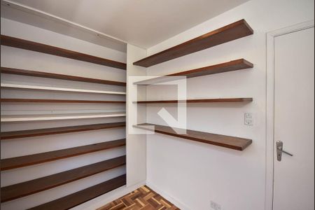 Quarto 2 de casa à venda com 3 quartos, 170m² em Vila Sonia, São Paulo