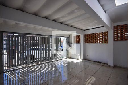 Garagem de casa à venda com 3 quartos, 170m² em Vila Sonia, São Paulo