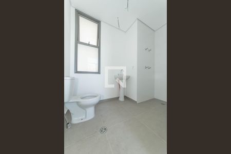 Banheiro de apartamento para alugar com 1 quarto, 45m² em Itaim Bibi, São Paulo
