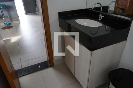 Churrasqueira - Lavabo de casa de condomínio à venda com 3 quartos, 217m² em Vila Bertioga, São Paulo