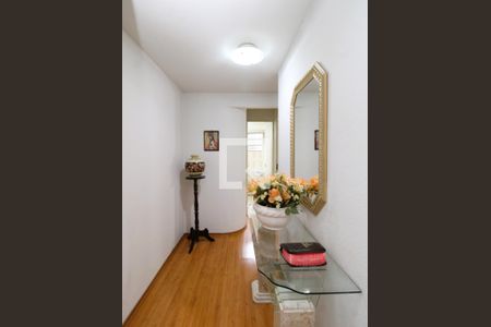 Corredor - Quartos de apartamento para alugar com 2 quartos, 60m² em Tremembé, São Paulo