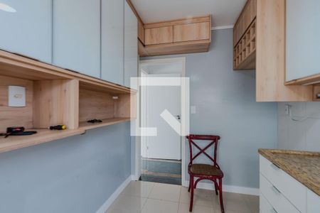 Cozinha de casa para alugar com 3 quartos, 160m² em Guarujá, Porto Alegre