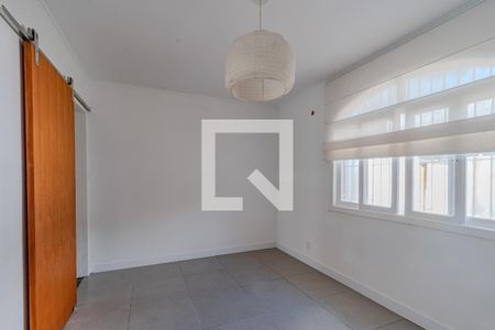 Quarto 1 de casa à venda com 3 quartos, 160m² em Guarujá, Porto Alegre