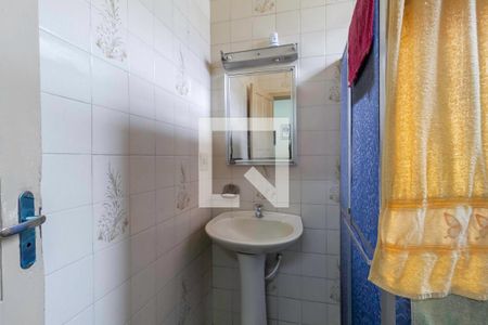 Banheiro social de casa para alugar com 3 quartos, 384m² em Carlos Prates, Belo Horizonte