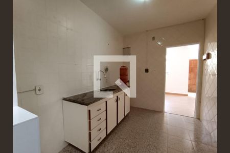 Cozinha de casa à venda com 3 quartos, 79m² em Itapoã, Belo Horizonte