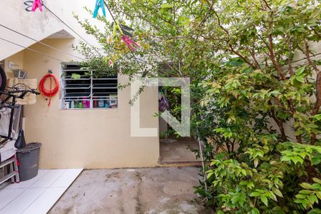 Quintal de casa para alugar com 2 quartos, 150m² em Vila Cordeiro, São Paulo