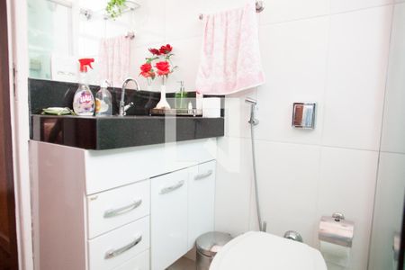 Banheiro Social de apartamento à venda com 3 quartos, 90m² em Sion, Belo Horizonte