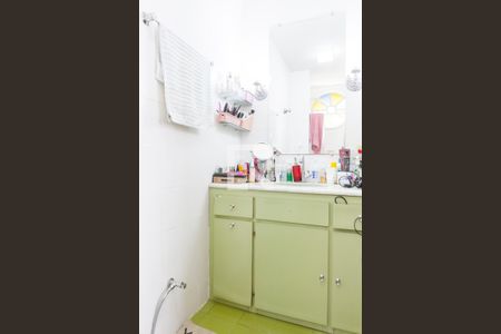 banheiro suite de apartamento à venda com 3 quartos, 90m² em Sion, Belo Horizonte
