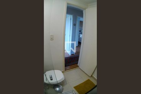 Banheiro de casa de condomínio à venda com 4 quartos, 115m² em Parque São Quirino, Campinas