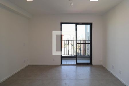 Sala/Quarto de kitnet/studio para alugar com 1 quarto, 27m² em Pinheiros, São Paulo