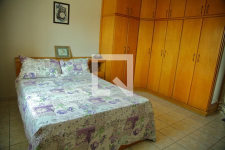 Quarto 1 de casa para alugar com 2 quartos, 110m² em Vila Israel, São Bernardo do Campo