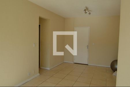 Sala de apartamento à venda com 2 quartos, 60m² em Taquara, Rio de Janeiro