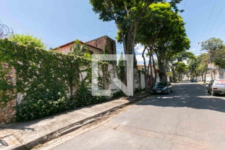 Fachada de casa à venda com 5 quartos, 460m² em Santa Amelia, Belo Horizonte