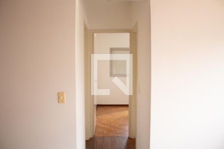 Corredor de apartamento para alugar com 2 quartos, 57m² em Vila Buarque, São Paulo