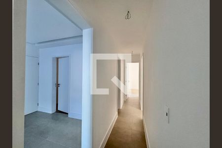 Corredor de apartamento à venda com 3 quartos, 102m² em Recreio dos Bandeirantes, Rio de Janeiro