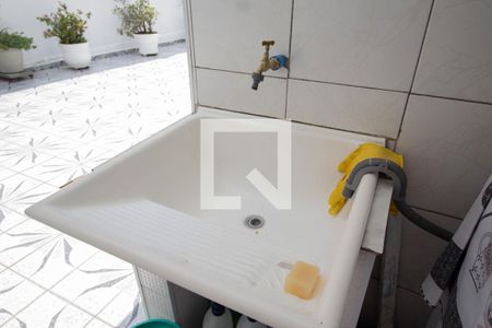 Área de Serviço de casa para alugar com 4 quartos, 340m² em Jardim Santo Elias, São Paulo