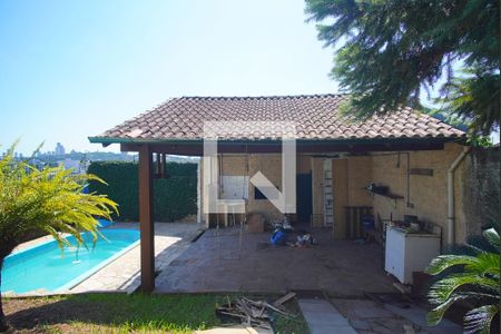 Quintal de casa à venda com 4 quartos, 296m² em São Jorge, Novo Hamburgo