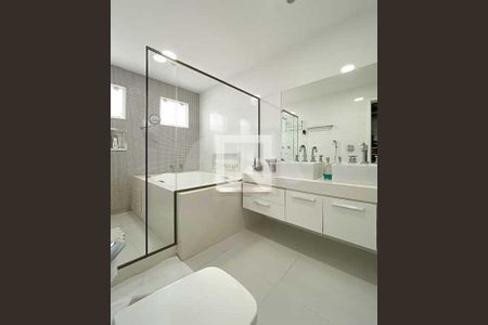 Casa de Condomínio para alugar com 5 quartos, 308m² em Recreio dos Bandeirantes, Rio de Janeiro