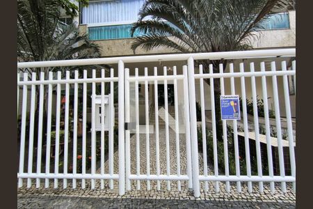 Plaquinha instalada de apartamento à venda com 3 quartos, 275m² em Recreio dos Bandeirantes, Rio de Janeiro