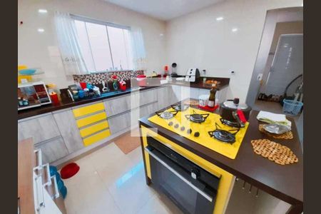Casa de Condomínio à venda com 3 quartos, 300m² em Vargem Grande, Rio de Janeiro