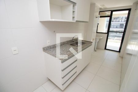 Cozinha de apartamento à venda com 3 quartos, 148m² em Recreio dos Bandeirantes, Rio de Janeiro