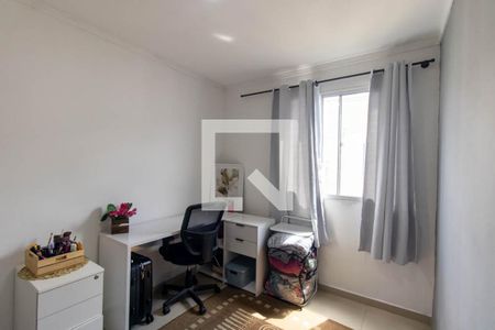 Quarto 2 de apartamento para alugar com 2 quartos, 42m² em Pinheirinho, Curitiba