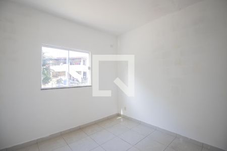 Quarto 2 de apartamento para alugar com 2 quartos, 49m² em Colubandê, São Gonçalo