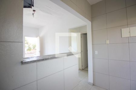 Cozinha de apartamento para alugar com 2 quartos, 49m² em Colubandê, São Gonçalo
